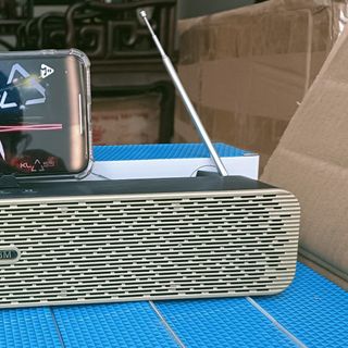 Loa bluetooth dài W608M có anten bắt FM khỏe