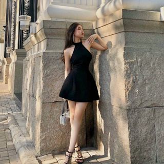 Đầm yếm Elia