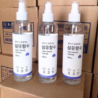 Xịt Thơm Fabric Perfume Quần Áo Hàn Quốc 250ml