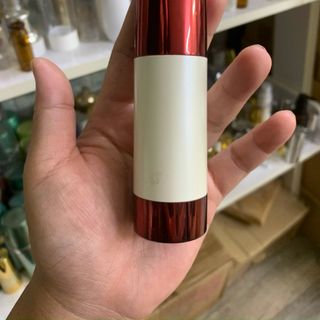 chai chân không nắp xi đỏ thân ngọc trai