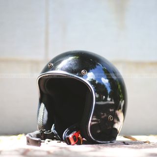 Nón Bảo Hiểm 3/4 Đen bóng