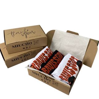 Hộp quà tặng áo thun Miucho để được 3 áo 25x17cm