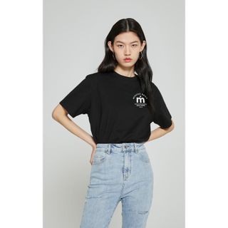 Áo thun nữ cổ tròn chất liệu cotton mềm mại form regular AR024 Miucho in brand name