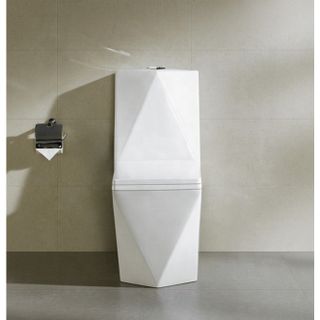 Bồn cầu 1 khối kiểu kim cương sang trọng