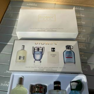 Set 4 lọ nước hoa Nam