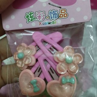 Kẹp tóc cho bé gái