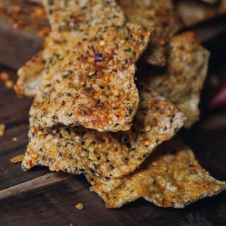 BÁNH TRÁNG MẮM TỎI CÔ BA 120GR - BATRAFOOD