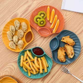 Đĩa vỏ sò có ngăn đựng nước chấm