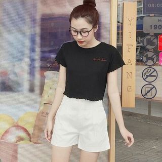 ÁO CRTOP THÊU CHỮ ( 2 màu trắng + đen )