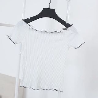 ÁO TRỄ VAI CUỐN BIÊN SỌC