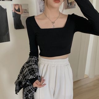 Áo croptop Tay Dài Cổ Vuông Màu Trơn