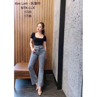 Áo Phông Cổ Vuông Mềm Mát Siêu Xinh