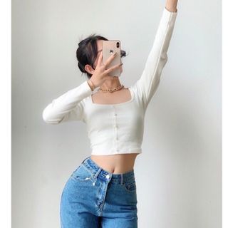 Áo croptop thun gân tay dài cổ vuông đính Ngọc A3