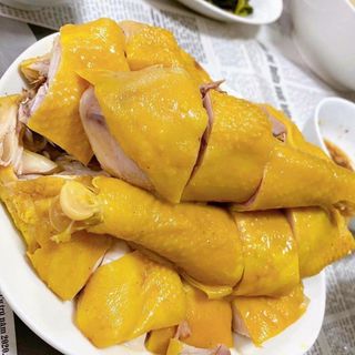 Gà ta ủ muối