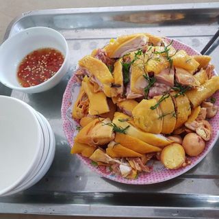 Gà ta ủ muối