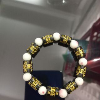 Đủ màu chuỗi đeo tay rất đẹp vòng tay chuỗi