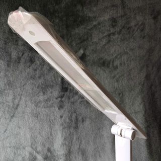 Đèn bàn LED Điện Quang 6W - không phát ra tia cực tím