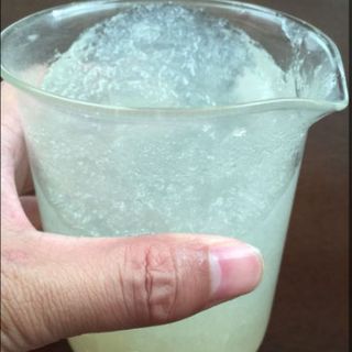 Chất giữ ẩm cho đất chống hạn cây trồng mùa hè tiết kiệm nước tưới