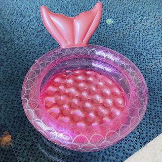 Bể bơi phao/Phao bơi có gắn đuôi cá màu hồng dễ thương