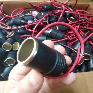 Tẩu cái ô tô xe máy 12-24v