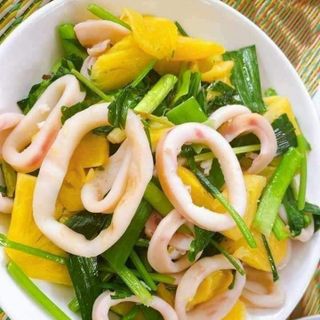 Mực vòng net 6-700g/túi, hàng chuẩn công ty