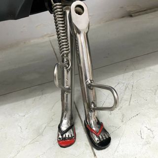 Chân chóng xe máy hình bàn chân inox đặc xe SH,EXCITER,WINNER,VARIO,AB,VISION,WAVE,NOUVO các loại