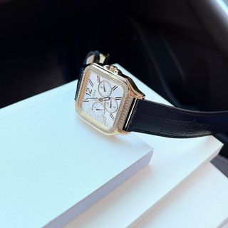 ĐỒNG HỒ GUEESS VUÔNG NỮ SlÊU CẤP NEW