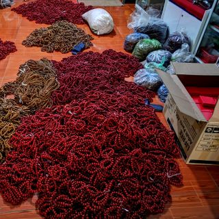 Vòng gỗ bách xanh