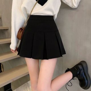 Chân váy xếp ly bản to thời thượng