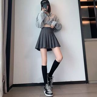 Chân váy xếp ly bản to thời thượng