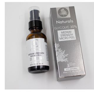 Tinh chất Naturals 70% GLYCOLIC 30% Cibee Z cải thiện sắc tố da , loại bỏ nám , trị mụn giúp da trê hoá 30ml