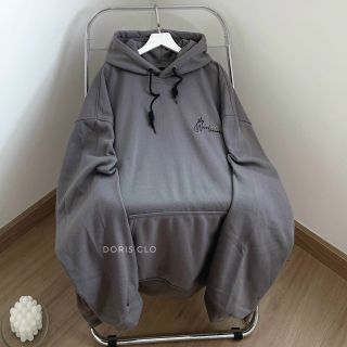 Áo hoodie logo thêu chất thun nỉ mềm mịn form dưới 70kg nón 2 lớp