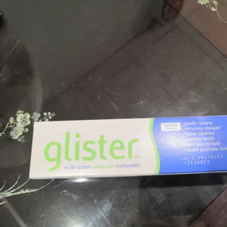 Kem đánh răng trà trắng đa năng Glister Amway