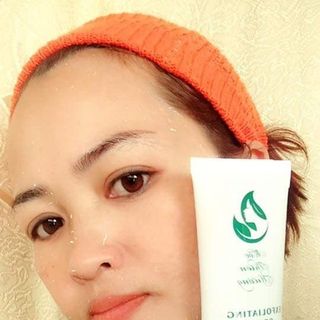 Kem Tẩy Tế Bào Chết Cho Da Mặt Mộc Thiên Hương