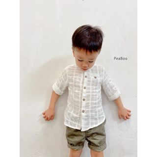 Áo sơ mi dài tay bé trai PeaBoo chất liệu linen thoáng mát.