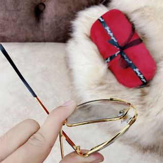 Kính Nam đổi màu cầu dẻo Po-che’s 553