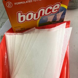 GIẤY THƠM QUẦN ÁO BOUNCE CỦA MỸ HỘP 160 TỜ