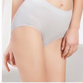 QUẦN GEN NHẸ NÂNG MÔNG B06