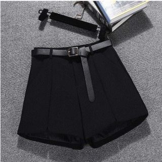 QUẦN SHORT HÀNG CAO CẤP CHẤT TUYẾT MƯA ĐỨNG FROM KHÔNG NHĂN KHÔNG XÙ