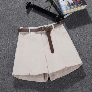 QUẦN SHORT HÀNG CAO CẤP CHẤT TUYẾT MƯA ĐỨNG FROM KHÔNG NHĂN KHÔNG XÙ
