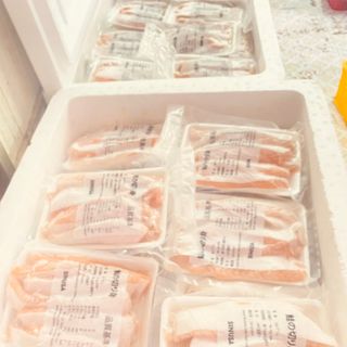 Lườn cá hồi nauy size 3-5cm không vây