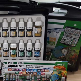 Bộ vali test 13 Chỉ Tiêu Pro Aquatest Lab JBL