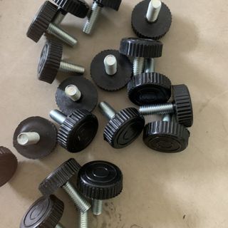 nút cao su bịt đầu ống sắt, thép, inox, chụp cao su chống xước, ủng , bao ngoài chân bàn ghế, đóng trong chân bàn ghế...