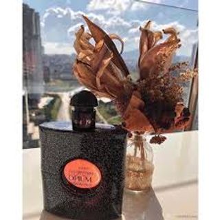 Nước hoa nữ Y ves Saiint Laurentt Black Opiium EDP 90ml