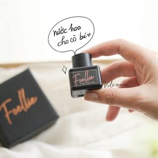 Nước hoa vùng kín Foellie màu đen - Hương hoa hồng quyến rũ