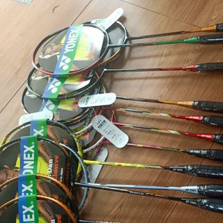 Vợt cầu lông yonex
