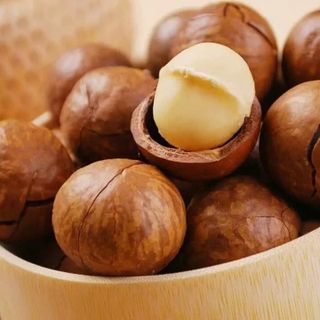 Hạt Macca nứt vỏ túi 500g. Giòn, thơm bổ dưỡng, tặng đồ khui inox