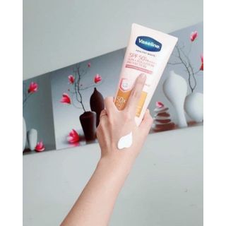 DƯỠNG THỂ VASELINE 50x THÁI LAN