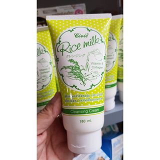 Sữa rửa mặt gạo Civic Rice Milk Thái Lan 180ml