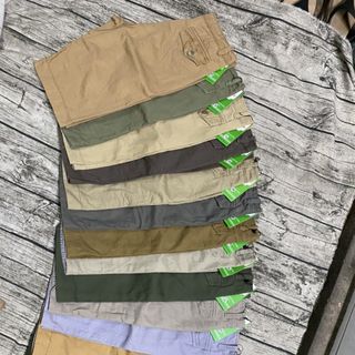 Quần short kaki